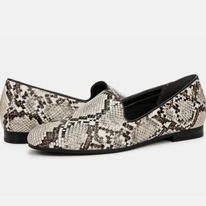 Vionic Willa II Flat Loafers In Snakeskin